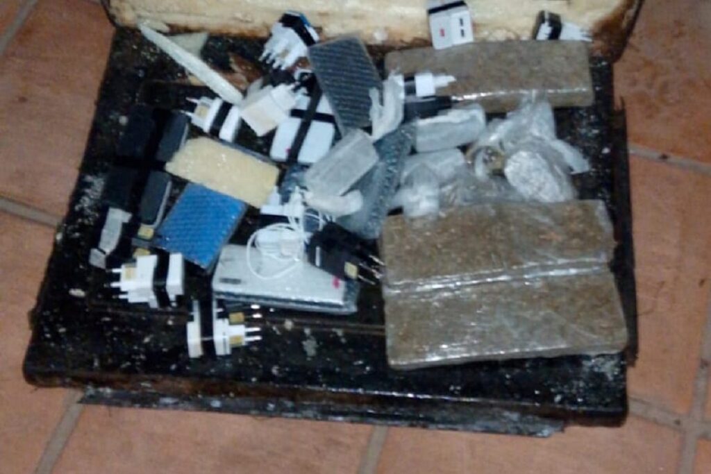 Sejusp apreende quase 4 quilos de maconha e mais de 40 celulares em penitenciária de Juiz de Fora