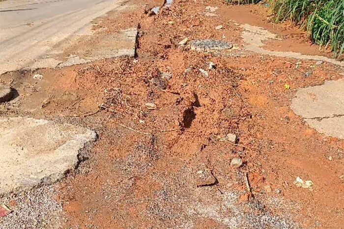 Moradores enfrentam dificuldades apos obra de drenagem na Zona Norte de Juiz de Fora