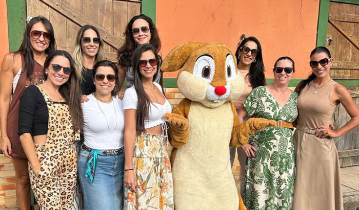 Paula Falce 230425 Giglia pascoa com corte