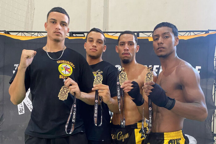 Juiz-foranos conquistam título mineiro de kickboxing 1 Juiz-foranos conquistam título mineiro de kickboxing