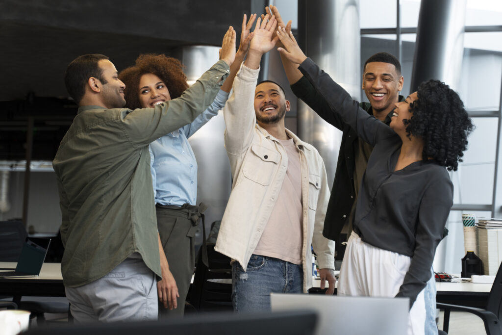 O paradoxo do sucesso: por que muitas pessoas chegam ao topo e se sentem insatisfeitas? 2 authentic small youthful marketing agency 1