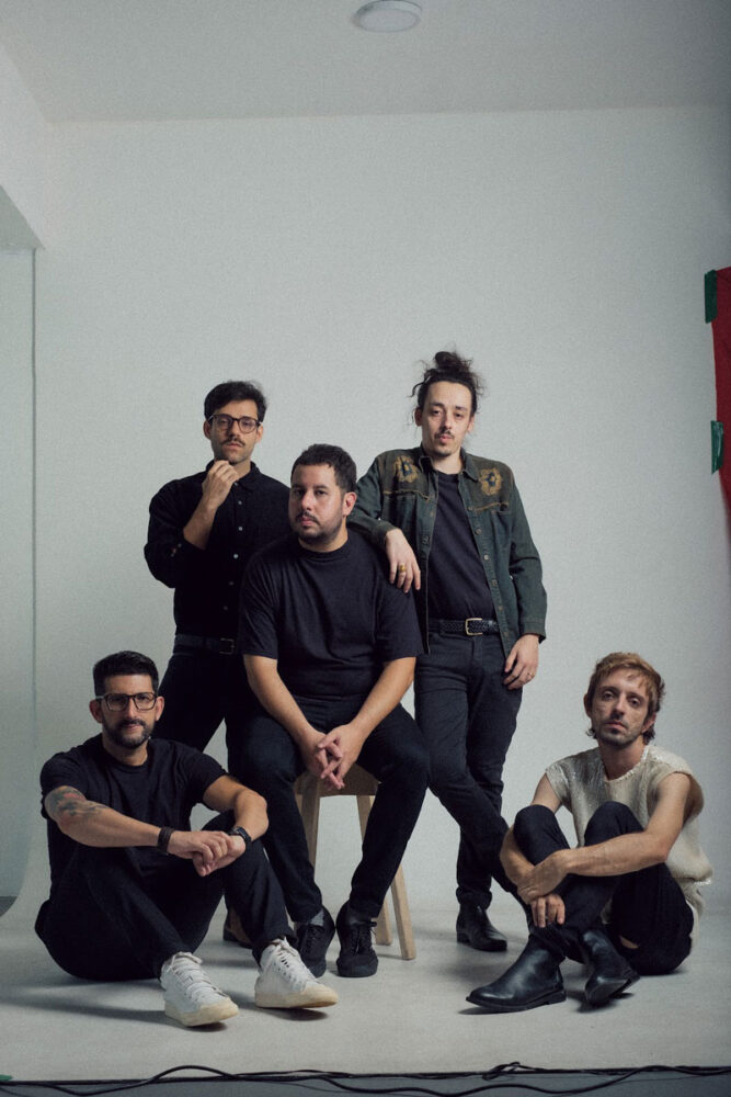Depois de 7 anos, Basement Tracks lança álbum experimental ‘Midnight show’ 2 basement tracks midnight show