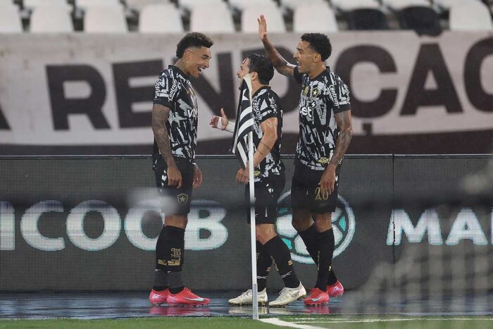 Botafogo x Carabobo: onde assistir, horário e escalações 1 botafogo by vitor silva botafogo editada