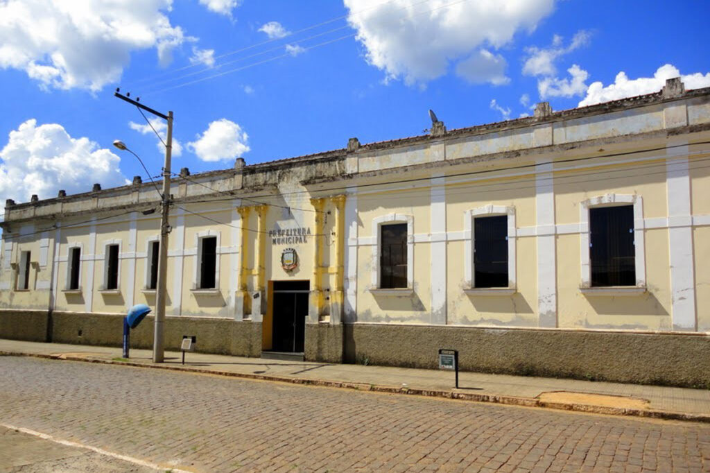 Prefeitura de Cabo Verde divulga processo seletivo para áreas da educação e cultura 1 cabo verde processo seletivo mg