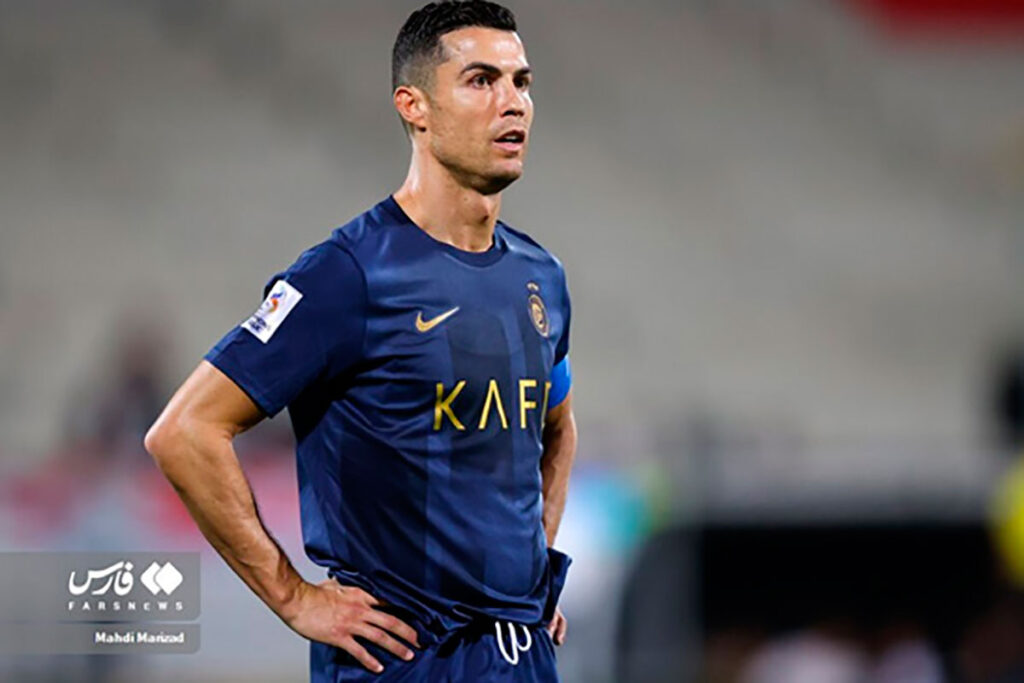 O Papel do Futebol na Ascensão do Futebol Asiático: A Próxima Potência Mundial? 1 cronaldo by wikimedia commons