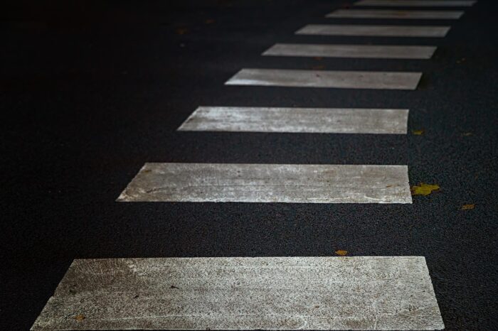 crosswalk pixabay jplenio