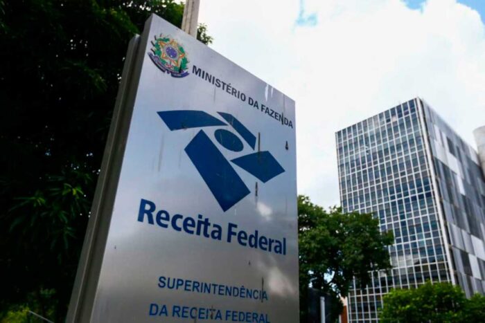 Imposto de Renda 2025: Receita Federal anuncia conclusão das restituições 1 imposto de renda