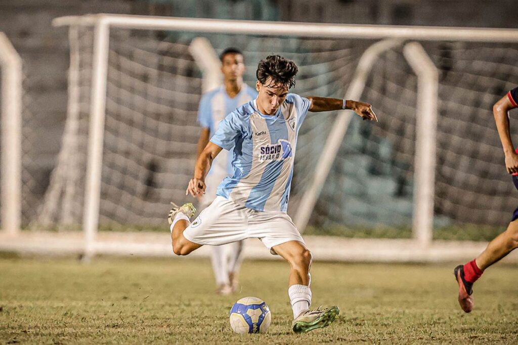 Ex-Fluminense, juiz-forano disputa o Paranaense pelo Londrina 2 Enrico Curcio