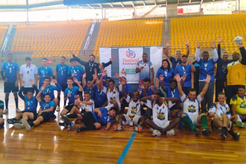 Festival Paradesportivo termina com competições de natação 1 Foto Divulgacao PJF