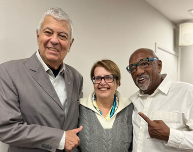 Coluna Cesar Romero – 09 e 10 de maio de 2025 2 Margarida com Paulo Cezar Caju 080525 CR 1