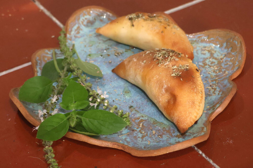 Aprenda a fazer pastel de forno de taioba com queijo que é ‘a cara de Minas Gerais’ 2 pastel taioba