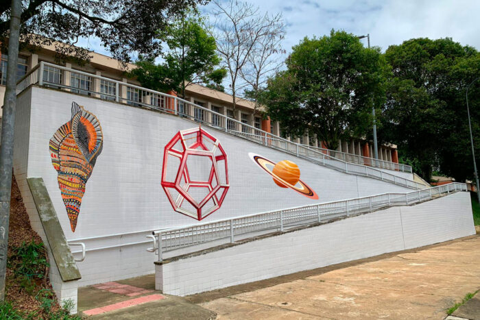 coletivo agrupa
