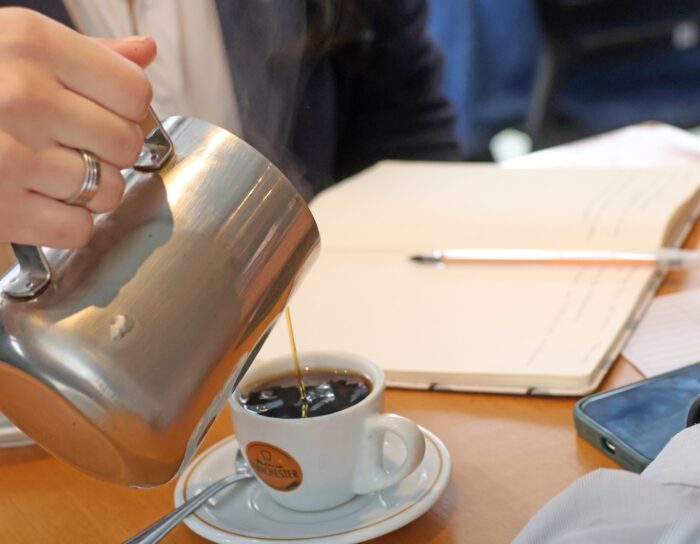 Alta histórica do preço do café pressiona consumo e desafia o mercado 1 Preço do café mais caro em 2025, impacto na rotina dos consumidores