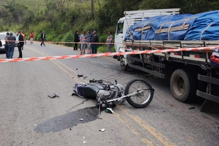 Idoso morre em acidente na MG-383 1 Idoso morre em acidente na MG-383