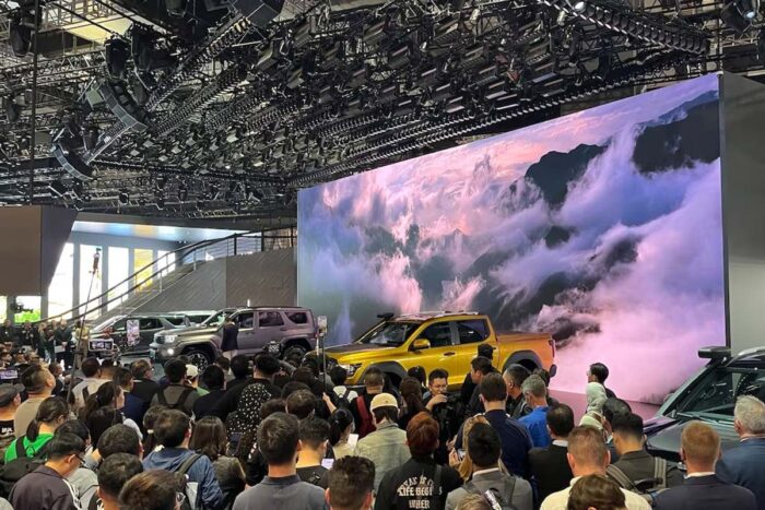 Salão de Xangai 2025 coloca carros chineses em ‘outro patamar’ tecnológico