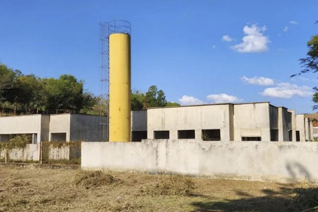 Moradores de Igrejinha aguardam retomada das obras de creche 2 creche Igrejinha