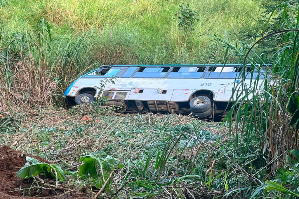 77 dias depois, bairro Niterói volta a ser atendido por transporte público