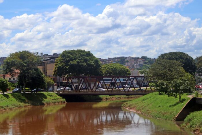 O rio que atravessa a cidade: o papel do Paraibuna na história de Juiz de Fora 1 paraibuna leo