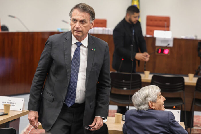 Bolsonaro admite ter mostrado minuta a Freire Gomes, mas nega ter tentado golpe 1 bolsonaro réu