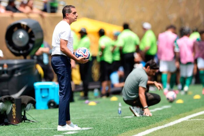 Botafogo demite Renato Paiva após eliminação na Copa do Mundo de Clubes 1 Renato Paiva Botafogo