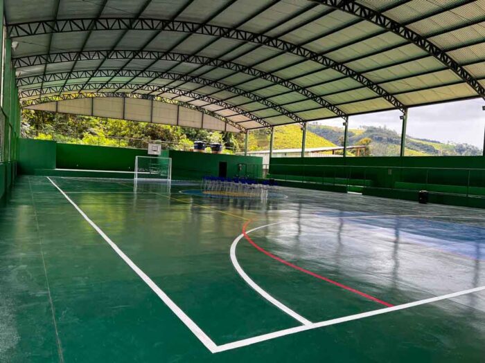 Em Lima Duarte, escola estadual recebe R$ 1 milhão em investimentos do governo de Minas 1 Em Lima Duarte escola estadual recebe R 1 milhao em investimentos do governo de Minas 2