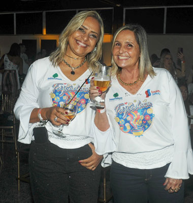 Coluna Cesar Romero – 27 e 28 de junho de 2025 4 Mariangela Vasconcellos e Sandra Cristina FOTO ANDREA OTTONI