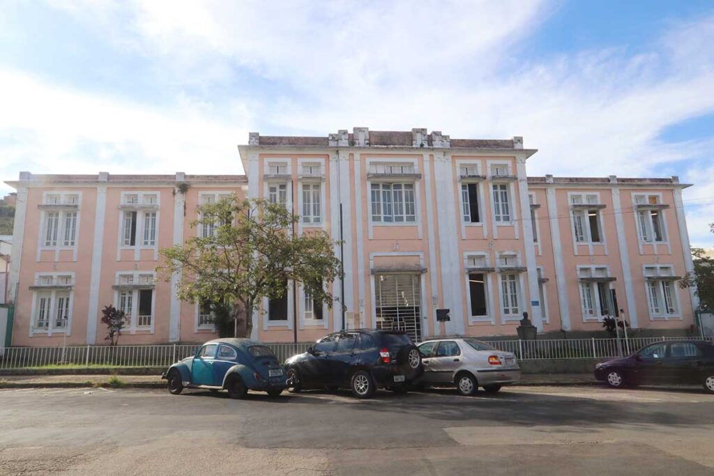 Relator tira Instituto Cândido Tostes da lista de imóveis oferecidos por Minas à União