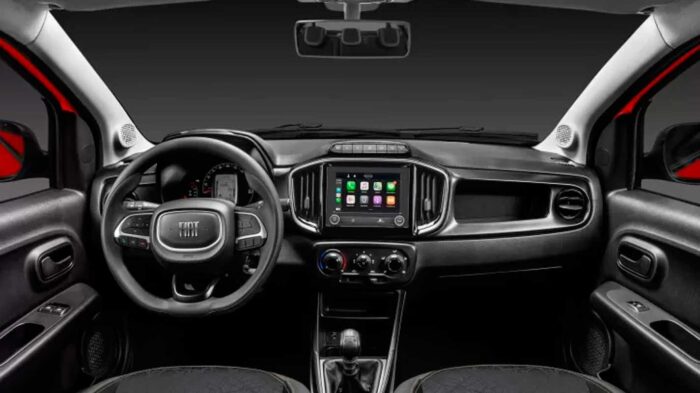 Fiat Mobi 2026: linha mantém motor, tem interior renovado e novos itens de série; veja preços e atualizações 2 01 fiat mobi trekking 2026 painel foto divulgacao fiat