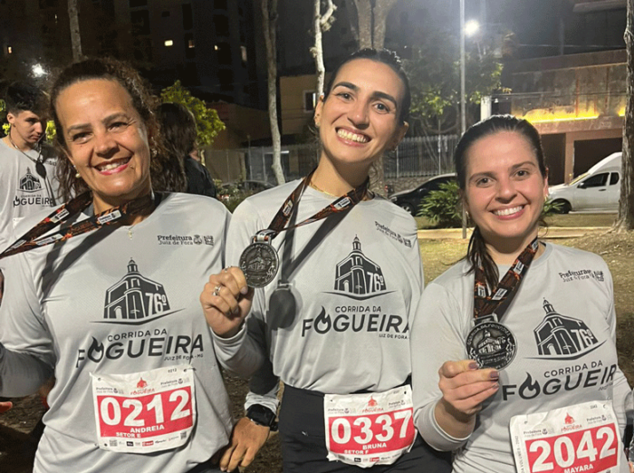 Coluna Cesar Romero –22 de julho de 2025 2 3 Andreia Coelho Bruna Processy e Mayara Brandao 210725 Andrea Ottoni 1