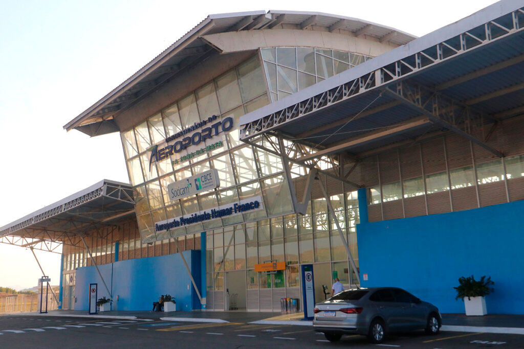 Aeroporto Regional da Zona da Mata amarga retração de fluxo e redução de voos 2 Enquanto Brasil registra alta de 10% na movimentação de passageiros, aeroporto regional da Zona da Mata amarga retração e redução de voos transamérica