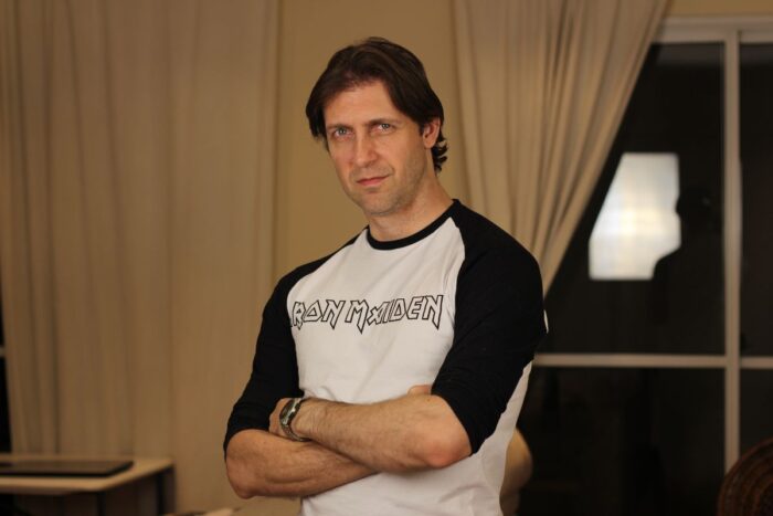 Sucesso do humorístico 'Hermes e Renato', Bruno Sutter faz tributo a Iron Maiden em Ubá 1 Bruno Sutter Divulgacao