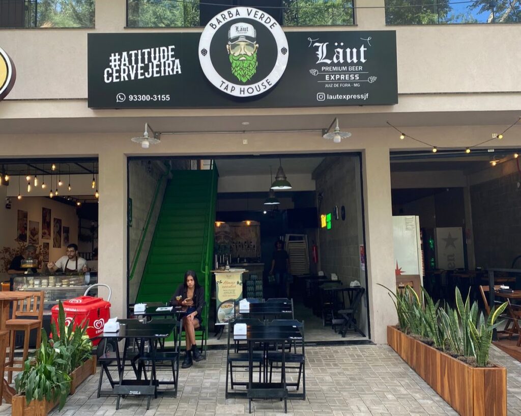 Laut em Juiz de Fora: chopp premiado, petiscos caprichados e a praça como cenário perfeito 1 Fachada Laut
