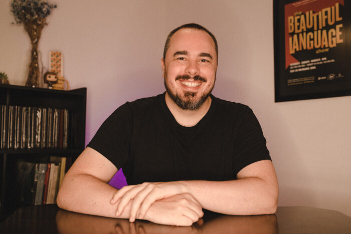 Entrevista: escritor juiz-forano Ulisses Belleigoli dá detalhes sobre seu novo livro de poemas 1 JPB 8562