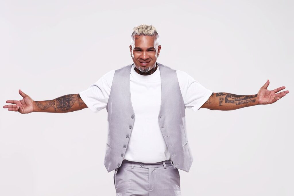 Entrevista exclusiva: Rodriguinho fala sobre legado no pagode e novo projeto acústico 2 Rodriguinho @dyeegz