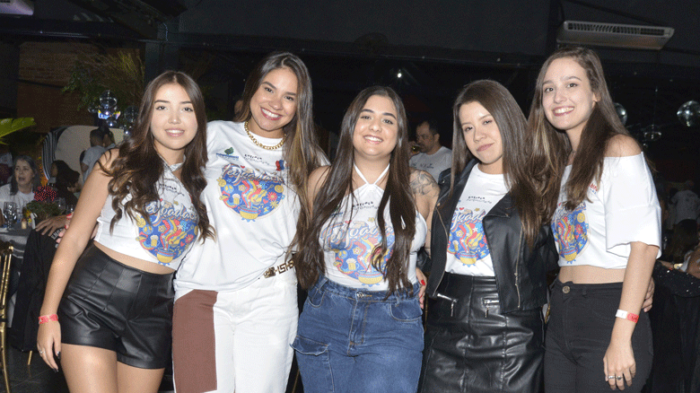 Coluna Cesar Romero –16 de julho de 2025 1 Sara Rocha Juliane Fatima Pereira Rayane Oliveira Gabriela Rossi e Camila Fernandes FOTO WOLMER MONTEIRO 1
