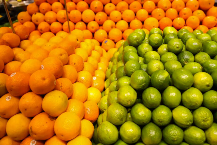 Trump impõe tarifa de 50% ao Brasil, mas suco de laranja, celulose e Embraer ficam de fora 1 VALTER CAMPANATO AGENCIA BRASIL laranja