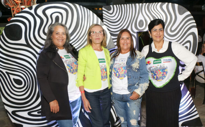 Coluna Cesar Romero – 1º de julho de 2025 5 Valdiza Morais Fatima Teodoro Mariza Dessupoio e Regina Seroa da Motta FOTO GUILHERME OVIDIO 1