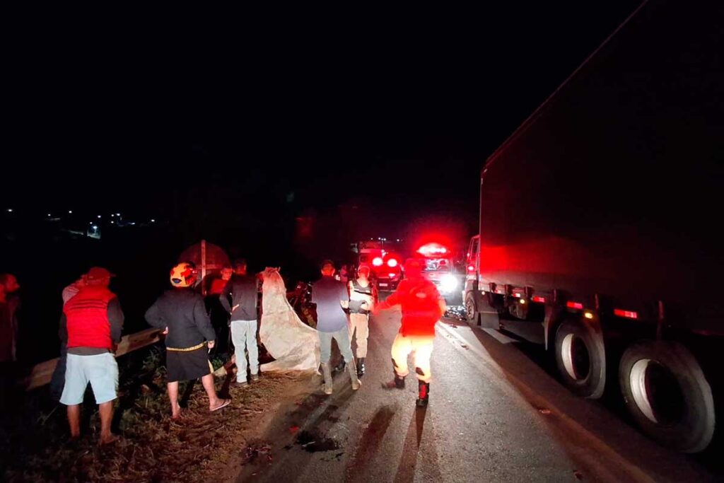 Motociclista morre após atropelar cavalo em São João del-Rei 1 atropelamento cavalo sao joao del rei