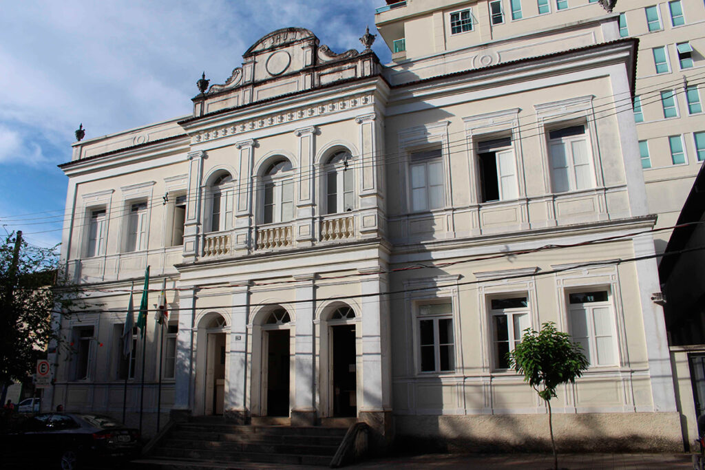 Município na Zona da Mata recebe inscrições para cadastro reserva até sexta-feira 1 cadastro reserva rio pomba educacao