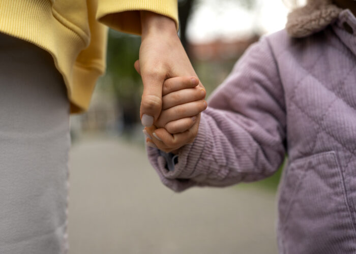 Com quem ficam os filhos menores após o falecimento dos pais? 1 Com quem ficam os filhos menores após o falecimento dos pais?