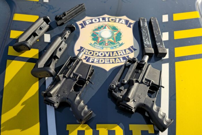 Homens são presos com armas escondidas em veículo na BR-381