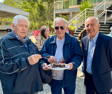 Com a nota Almoco 190825 CR 1