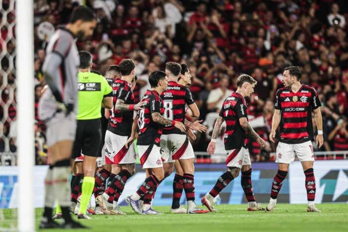 Flamengo 8 x 0 Vitoria foto Gilvan de Souza
