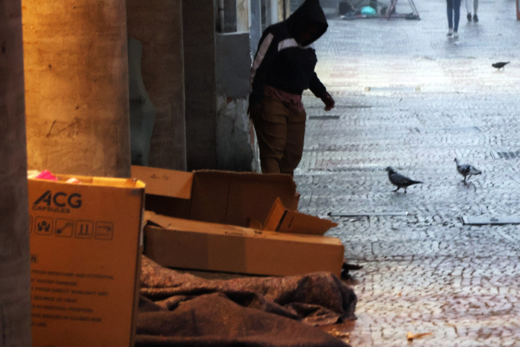 Câmara aprova projeto para transporte de pessoas em vulnerabilidade para cidade de origem 1 Pessoas em situacao de rua Foto Leonardo Costa