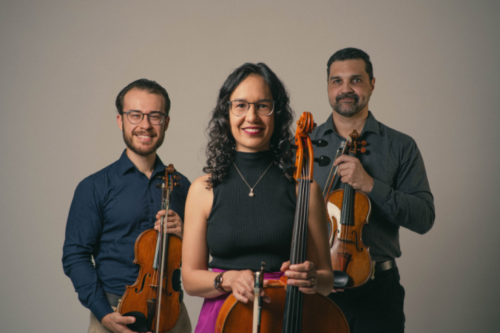 Trio Arcos de Minas une música e acessibilidade em concerto gratuito nesta quarta 1 Trio Arcos de Minas Divulgacao