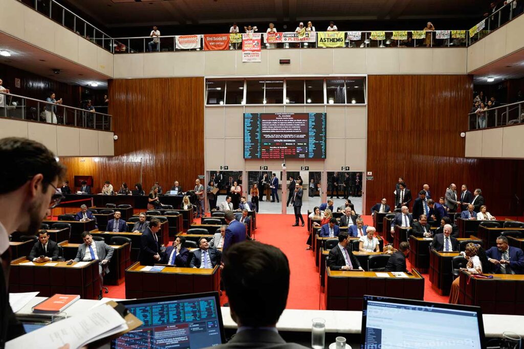 Assembleia mantém lei que obriga síndicos a avisar polícia sobre casos de violência doméstica 1 Assembleia mantém lei que obriga síndicos a avisar polícia sobre casos de violência doméstica
