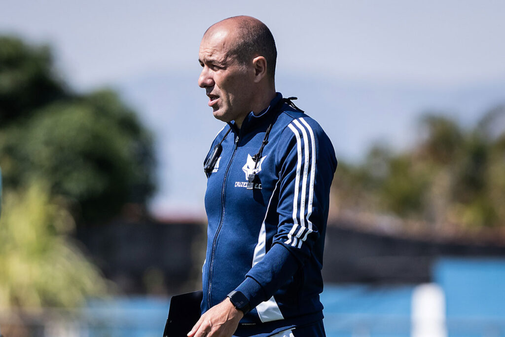 leonardo jardim by gustavo aleixo cruzeiro