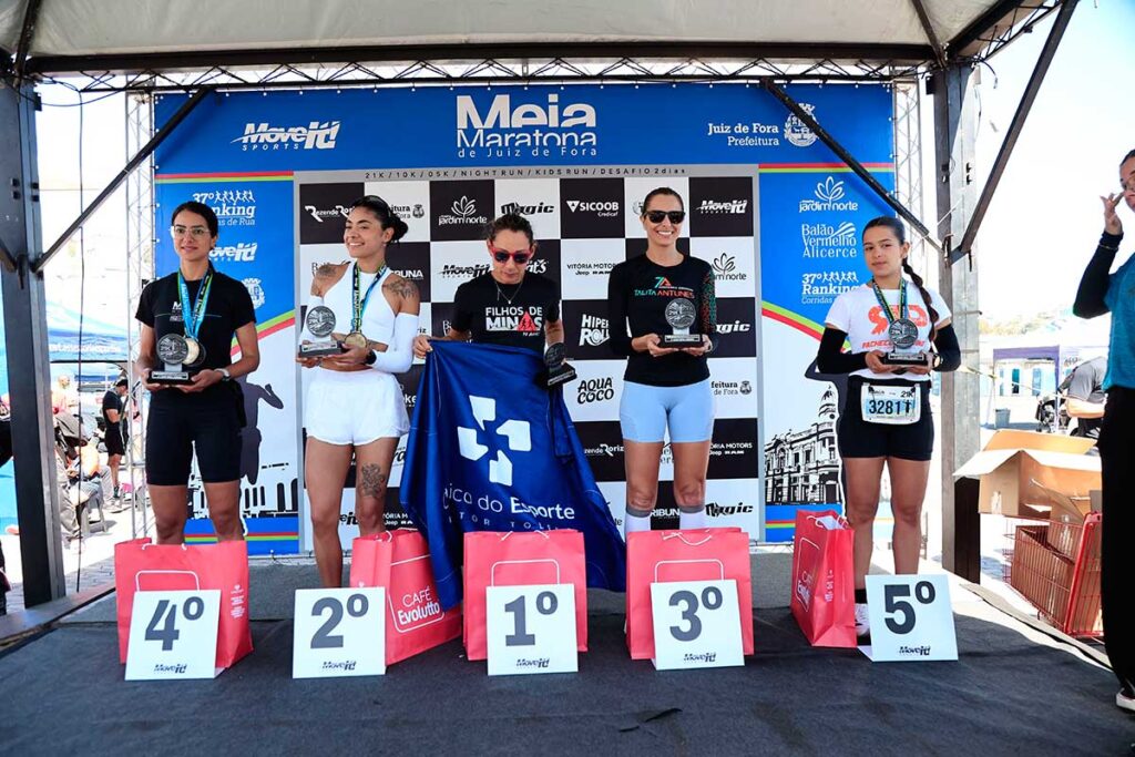 Confira os resultados da 13ª Meia Maratona de Juiz de Fora 1 podio meia maratona by TM Fotoesportiva editada