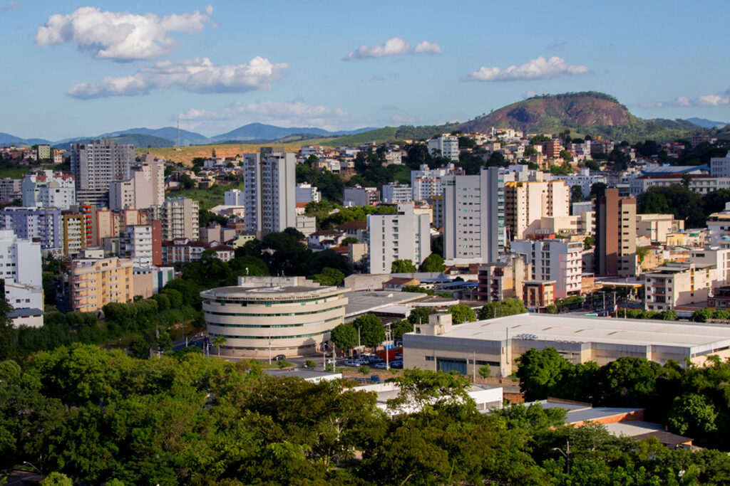 Prefeitura de Muriaé abre seleção para cargo de nível médio 1 Prefeitura de Muriaé seleciona Auxiliar de Saúde Bucal - ESF para cadastro de reserva. Salário R$ 1.621; inscrições até 29 de maio.