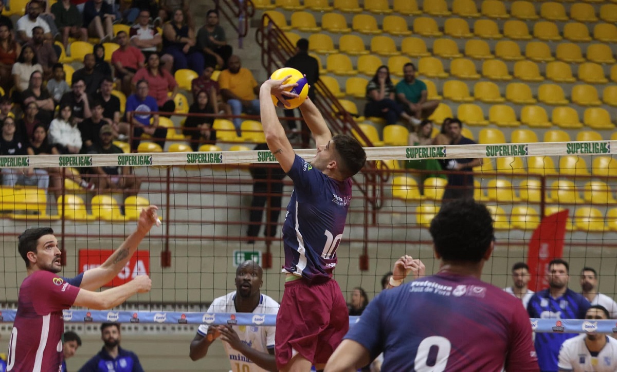 JF Vôlei contra Minas estreia mineiro em casa - Leonardo Costa (3) JF Vôlei contra Minas estreia mineiro em casa - Leonardo Costa (3)
